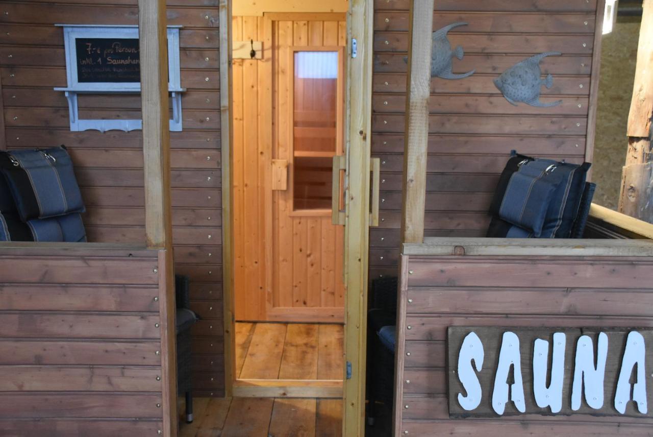 Gesundheitshof Denker Apartamento Reußenköge Exterior foto